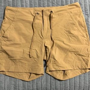 Women’s shorts